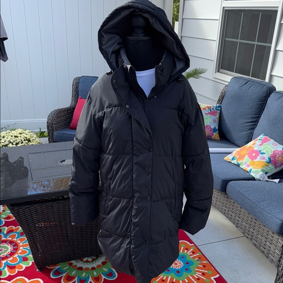 a new day Jackets & Blazers - A New Day Women's Black Puffer Jacket mid length size M. Black. Water resistant